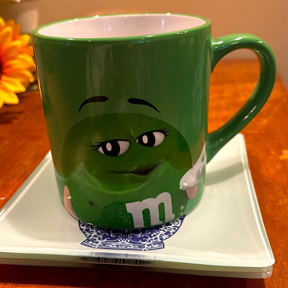 M&M 2020 Mars/Frankford Candy Ms.Green m&m 16oz “Eat your heart out darling” mug